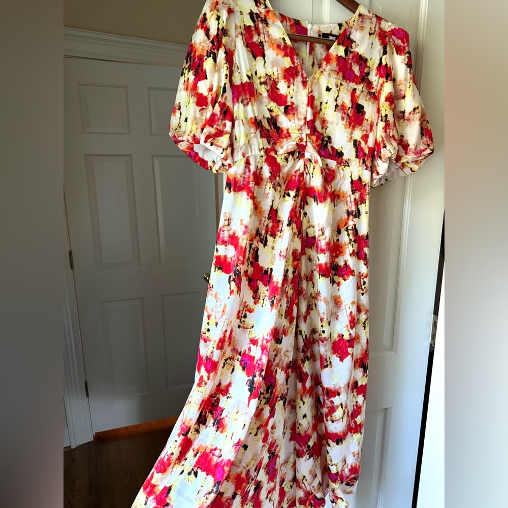 DKNY Abstract Floral Puff Sleeve V-Neck Maxi -, Romantic, Artsy, Modern - Medium
